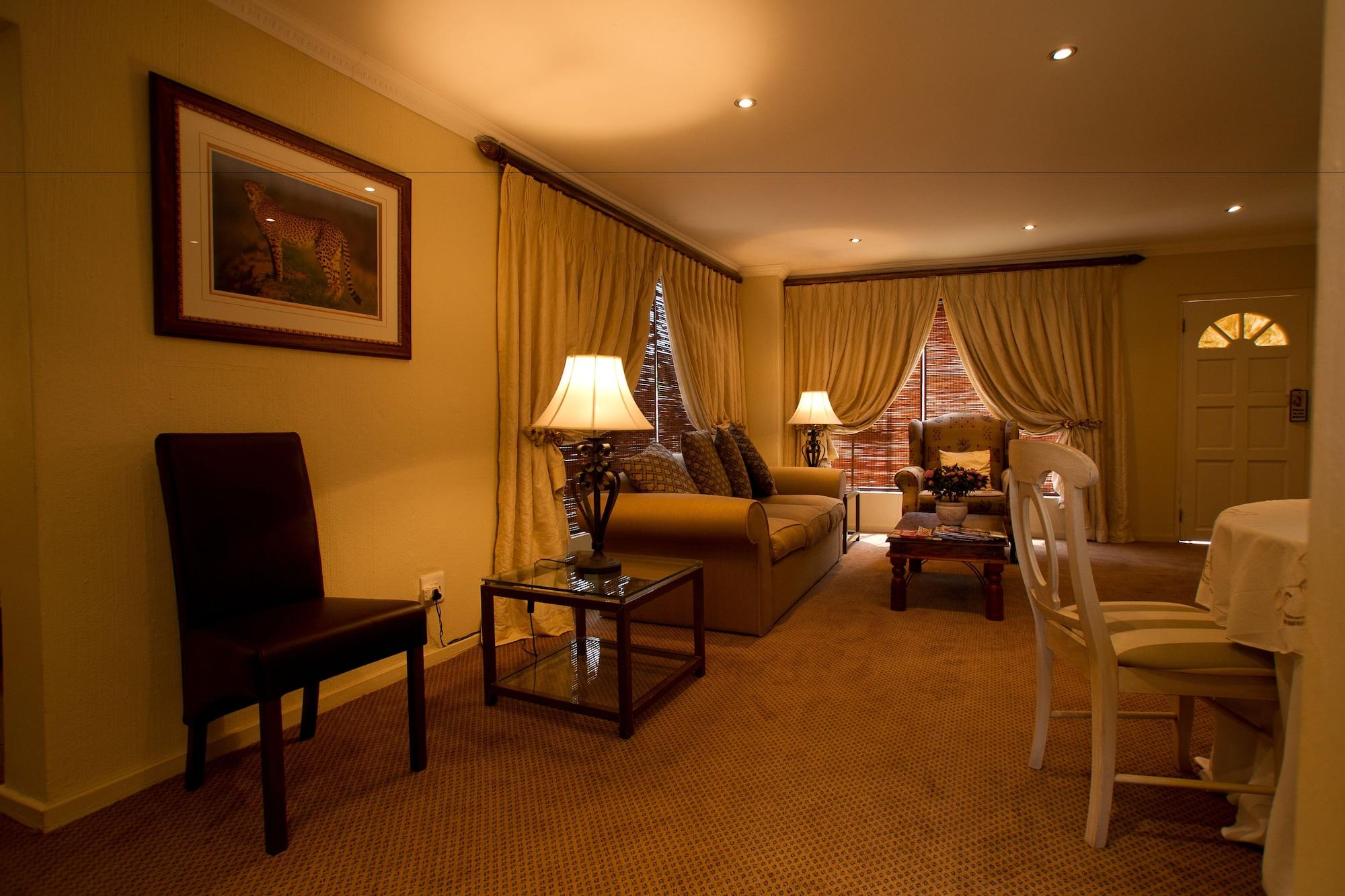 Little Tuscany Boutique Hotel Йоханнесбург Экстерьер фото