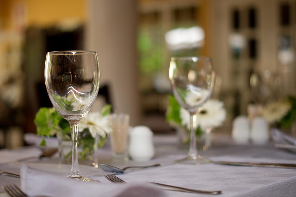 Little Tuscany Boutique Hotel Йоханнесбург Экстерьер фото