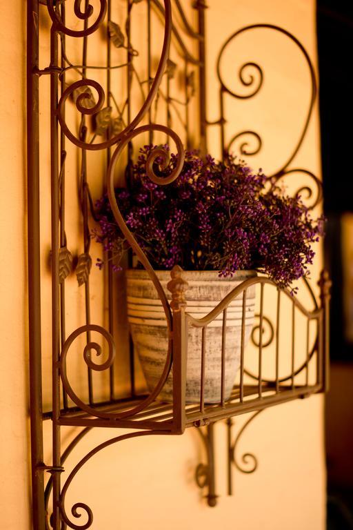 Little Tuscany Boutique Hotel Йоханнесбург Экстерьер фото